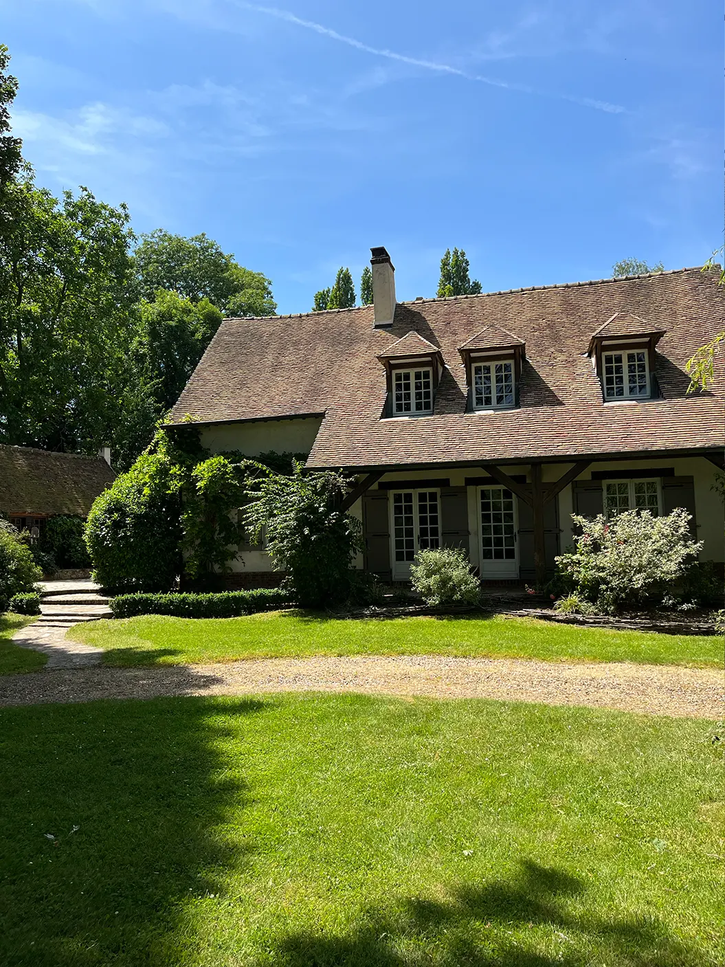 La_Tuilerie_maisons_Singulières_mobile